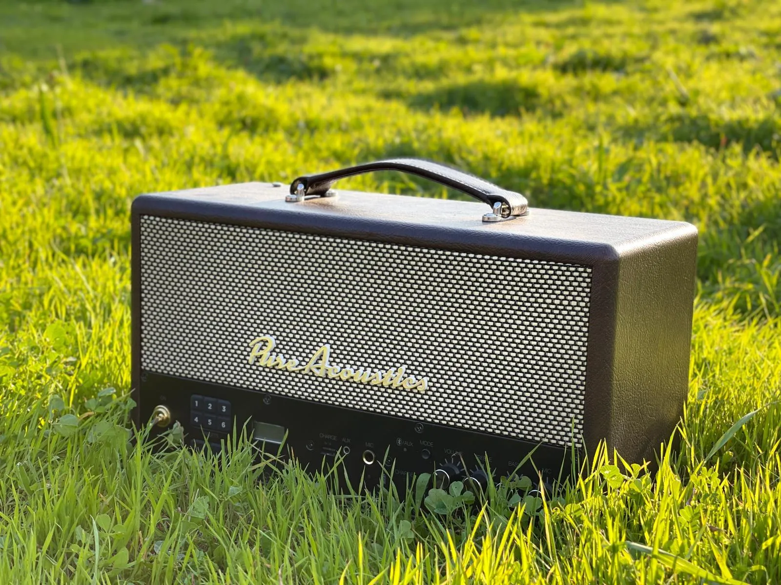 Pure acoustics 品牌展示